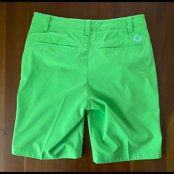 puma green golf shorts